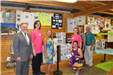 Commissioners visit with 4-H members 